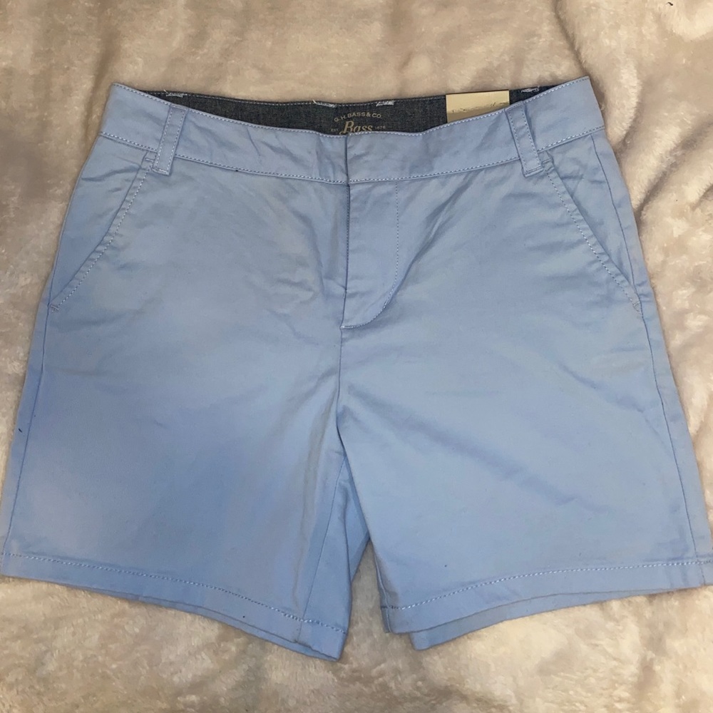 G.H. Bass Everyday Short